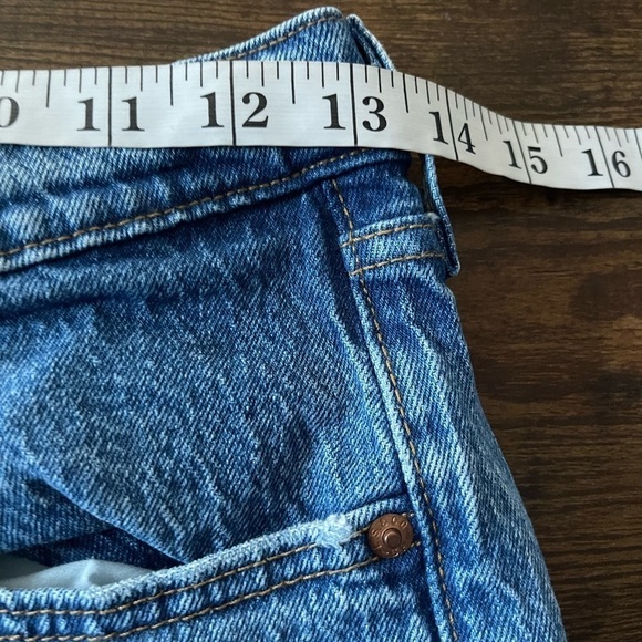 Levi's Premium Ribcage Straight Ankle Jean sold at Aritzia in Jive Tribe size 27 - Picture 14 of 16